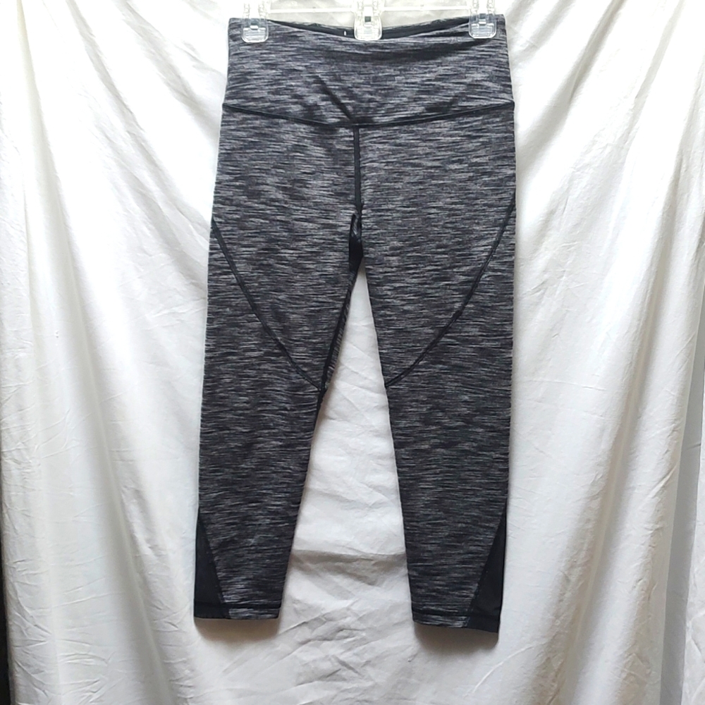 Victoria's Secret Capri Leggings